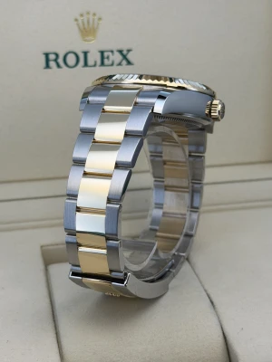 Rolex Sky-Dweller 326933 42mm Champagne Dial 2019